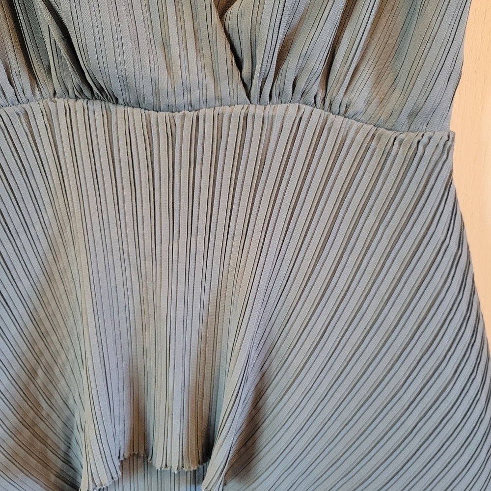Halston Maren Dress In Pleated Chiffon - Picture 4 of 10